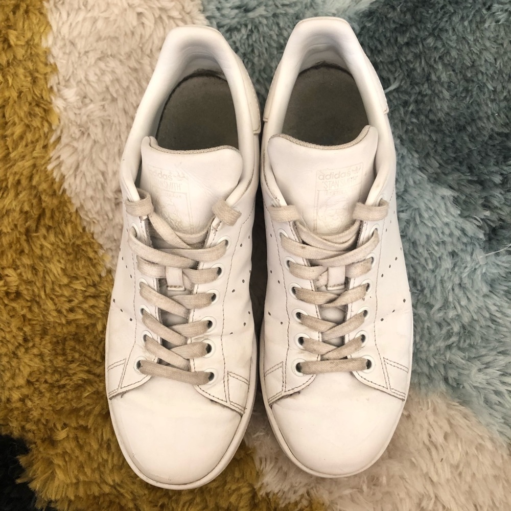 Used white adidas Stan smith sneakers sz 8.5